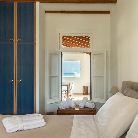 Terracotta Beach House Lefkimmi  Bagian luar foto
