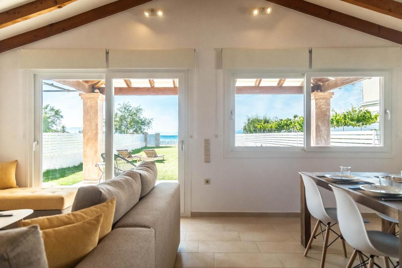 Terracotta Beach House Lefkimmi  Bagian luar foto